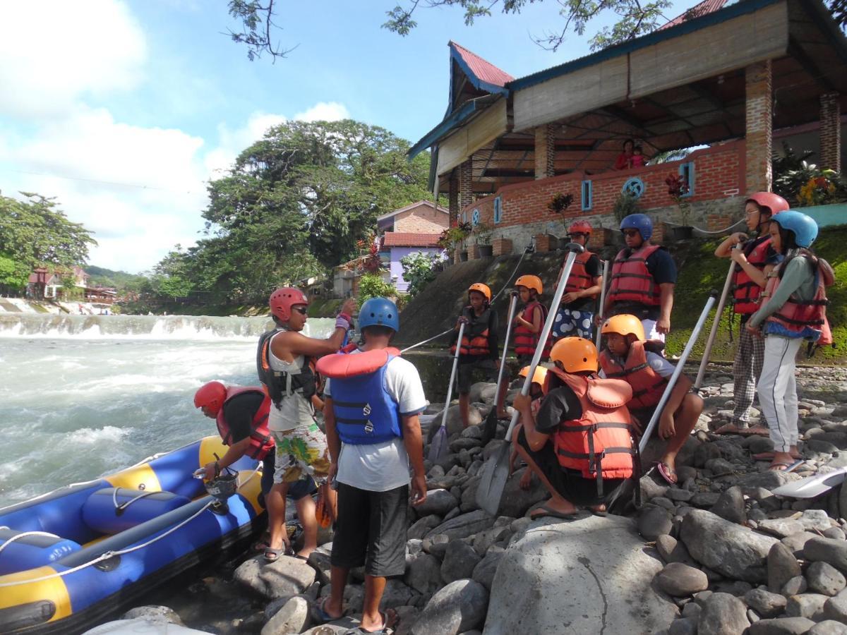Ambow Homestay Jungle Trekking & Village Tour Bukit Lawang Exterior photo